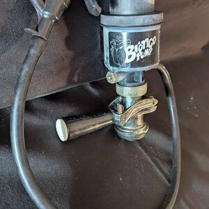 Taprite Bronco Pump Keg Tap - D System